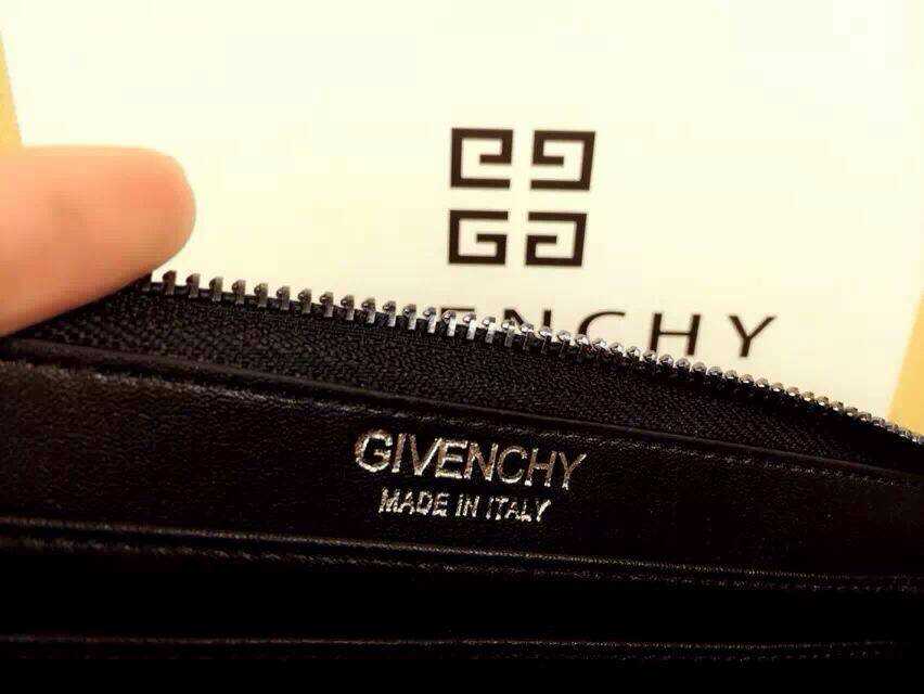 個性的なデザ 人気ブランドGivenchy 実物の写真 N品スーパーコピー代引き対応国内発送後払い安全必ず届く優良サイト